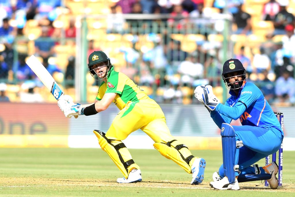 Bengaluru ODI: Smith ton takes Australia to 286/9 vs India